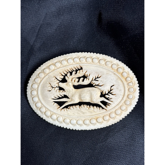Antique German Hand Carved Antler Brooch Pin Jumping Stag Oval Detailed Carving - Picture 2 of 8